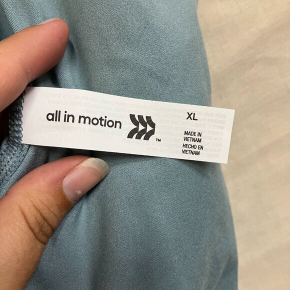 NWT Blogilates Women's Large Cameo Blue Crisscross Active Strappy Back Tank Bra - Picture 9 of 14